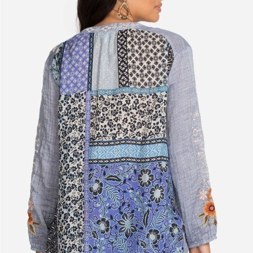 Johnny Was Umoya Effortless Scarf back blouse